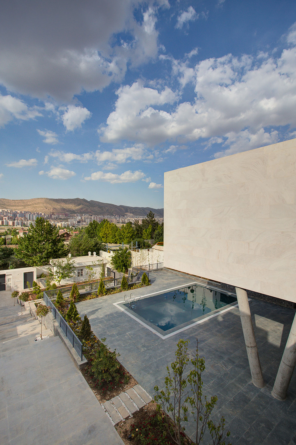 picture no. 2 ofVilla No. 07 project, designed by Ahmad Ghodsimanesh & Partners